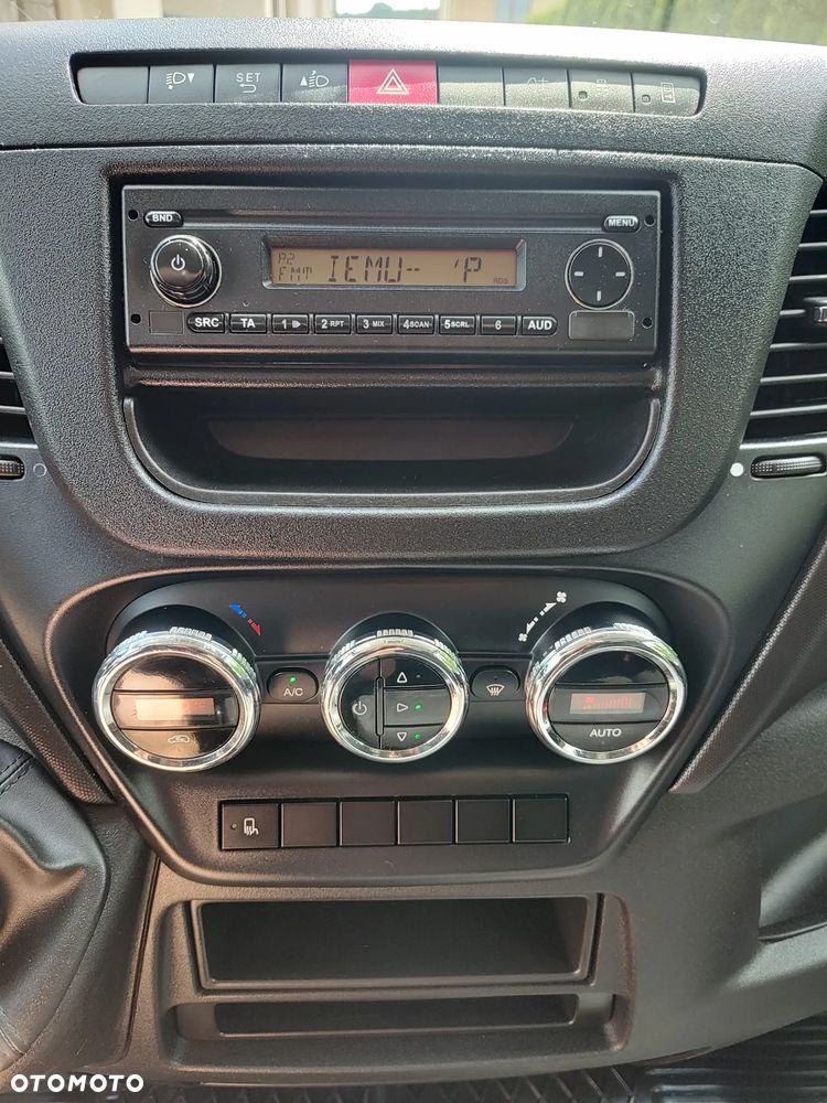 Iveco 35S15 - 28