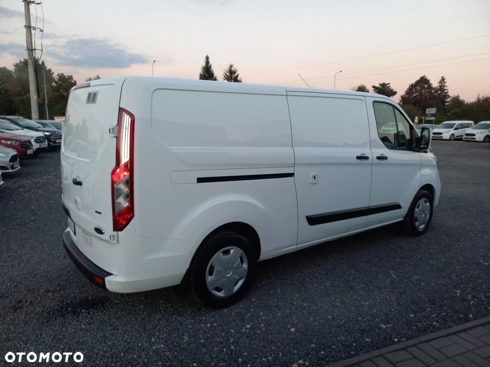 Ford Transit Custom - 10