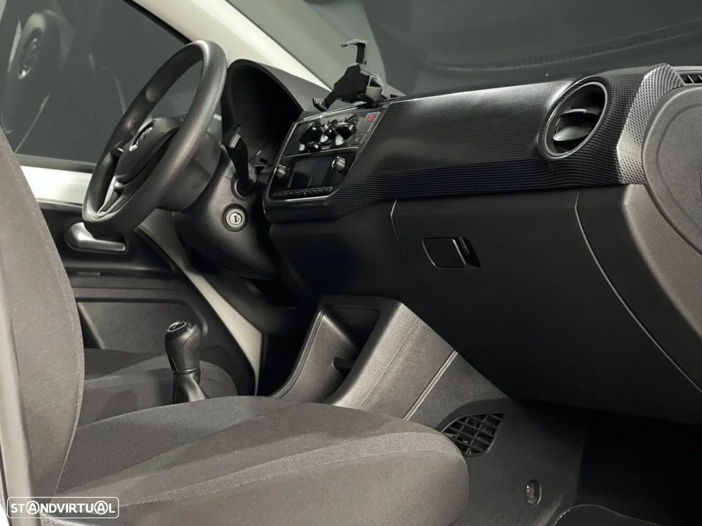 VW Up! - 4