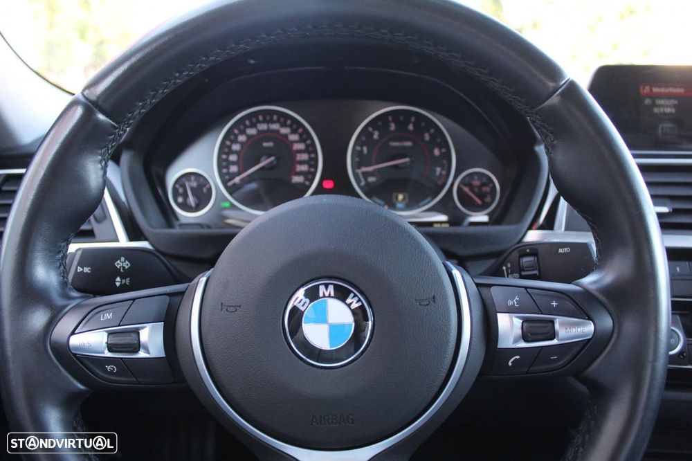 BMW 330 e iPerformance - 14