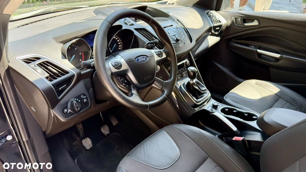 Ford Kuga 2.0 TDCi 4x4 Titanium - 21