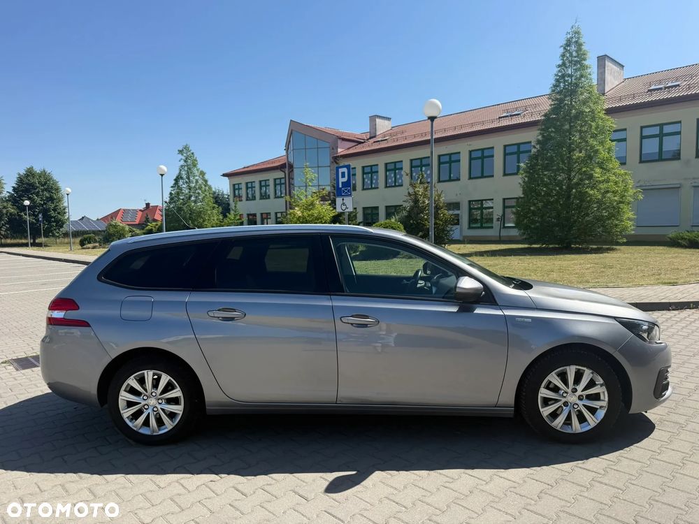 Peugeot 308 1.2 PureTech Active Pack S&S - 19