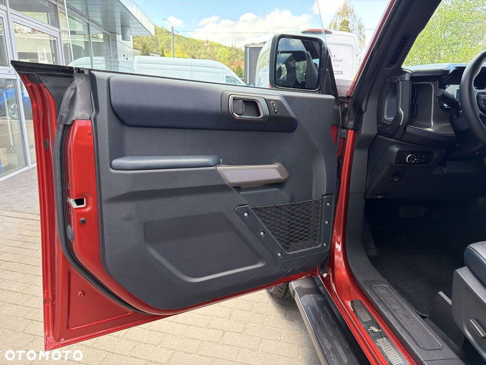 Ford Bronco 2.7 EcoBoost 4WD Outer Banks - 18
