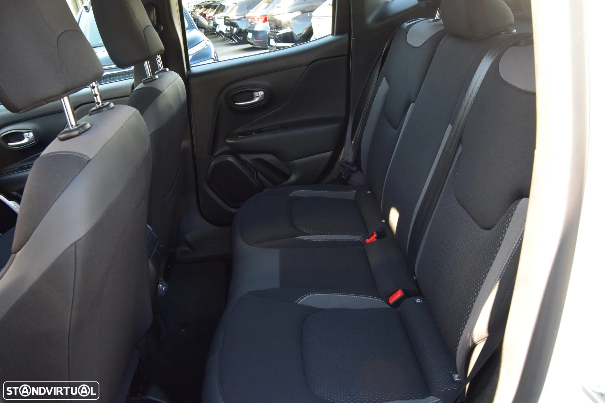 Jeep Renegade 1.5 TG e-Hybrid Limited DCT - 26