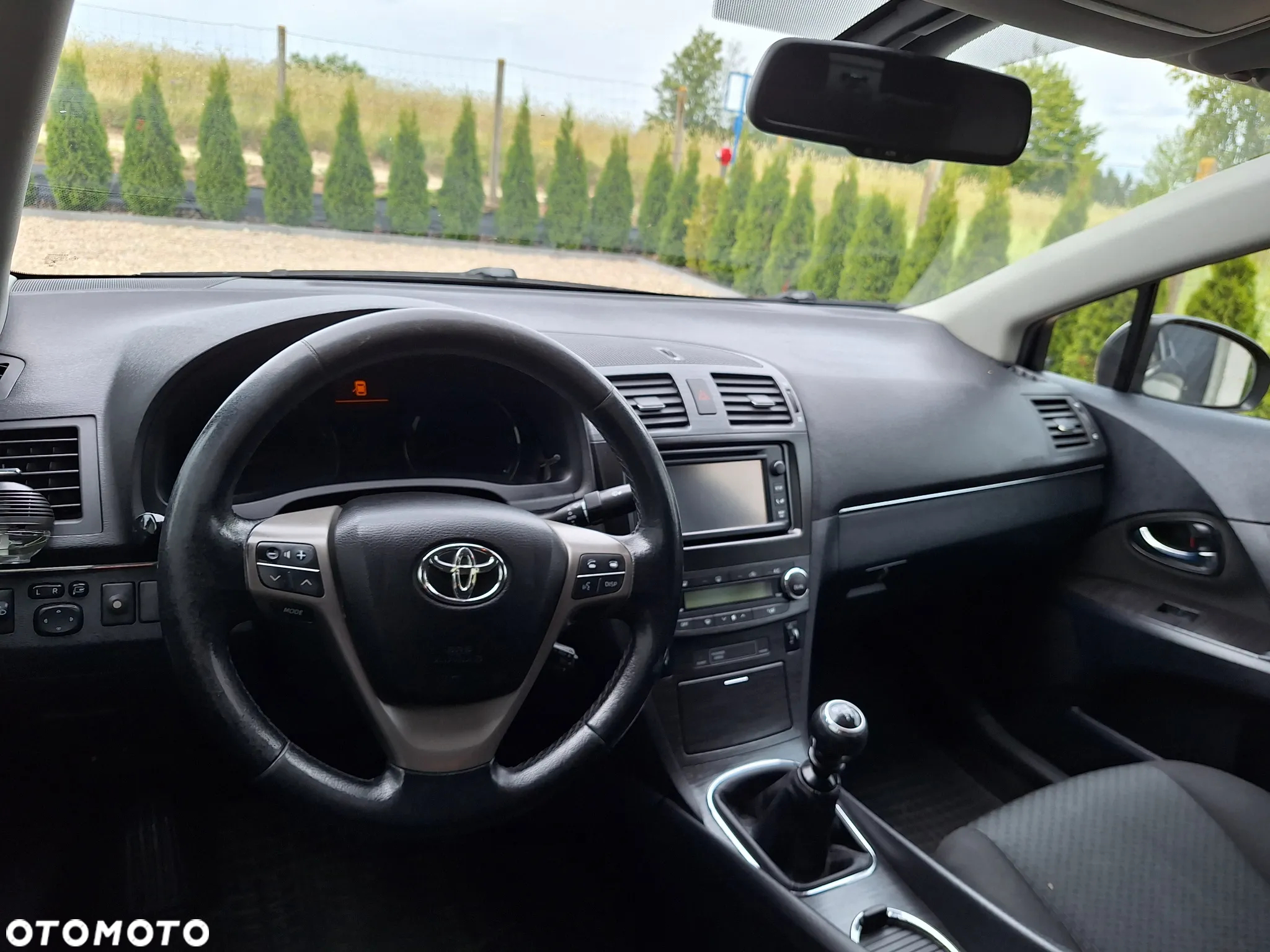 Toyota Avensis - 20