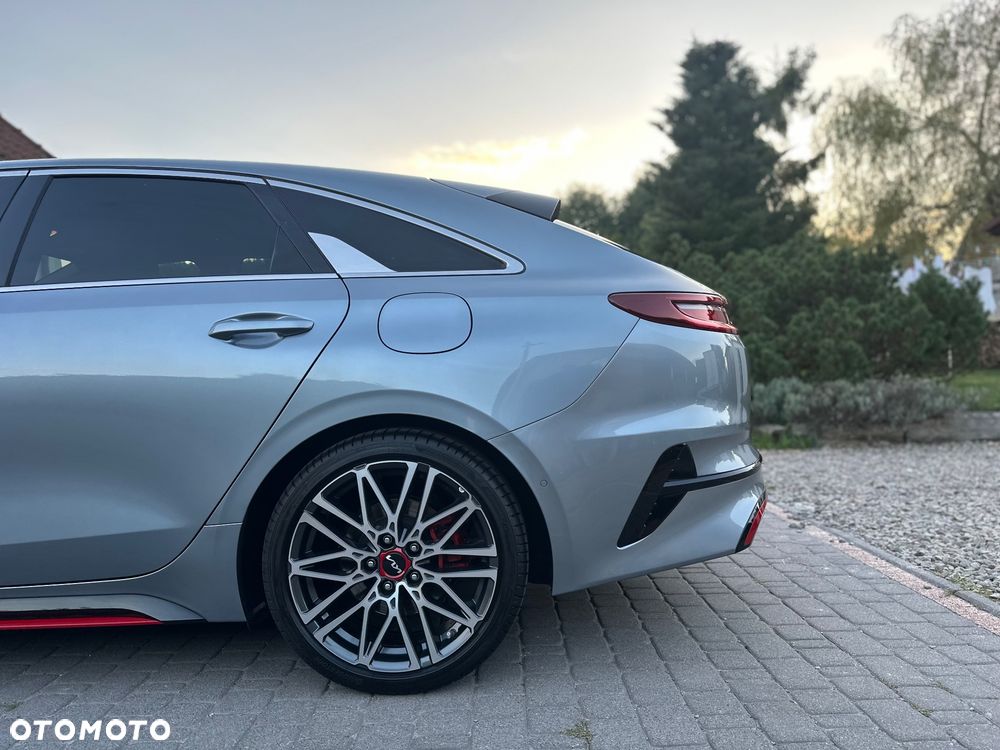 Kia ProCeed 1.6 T-GDI DCT7 OPF GT - 17