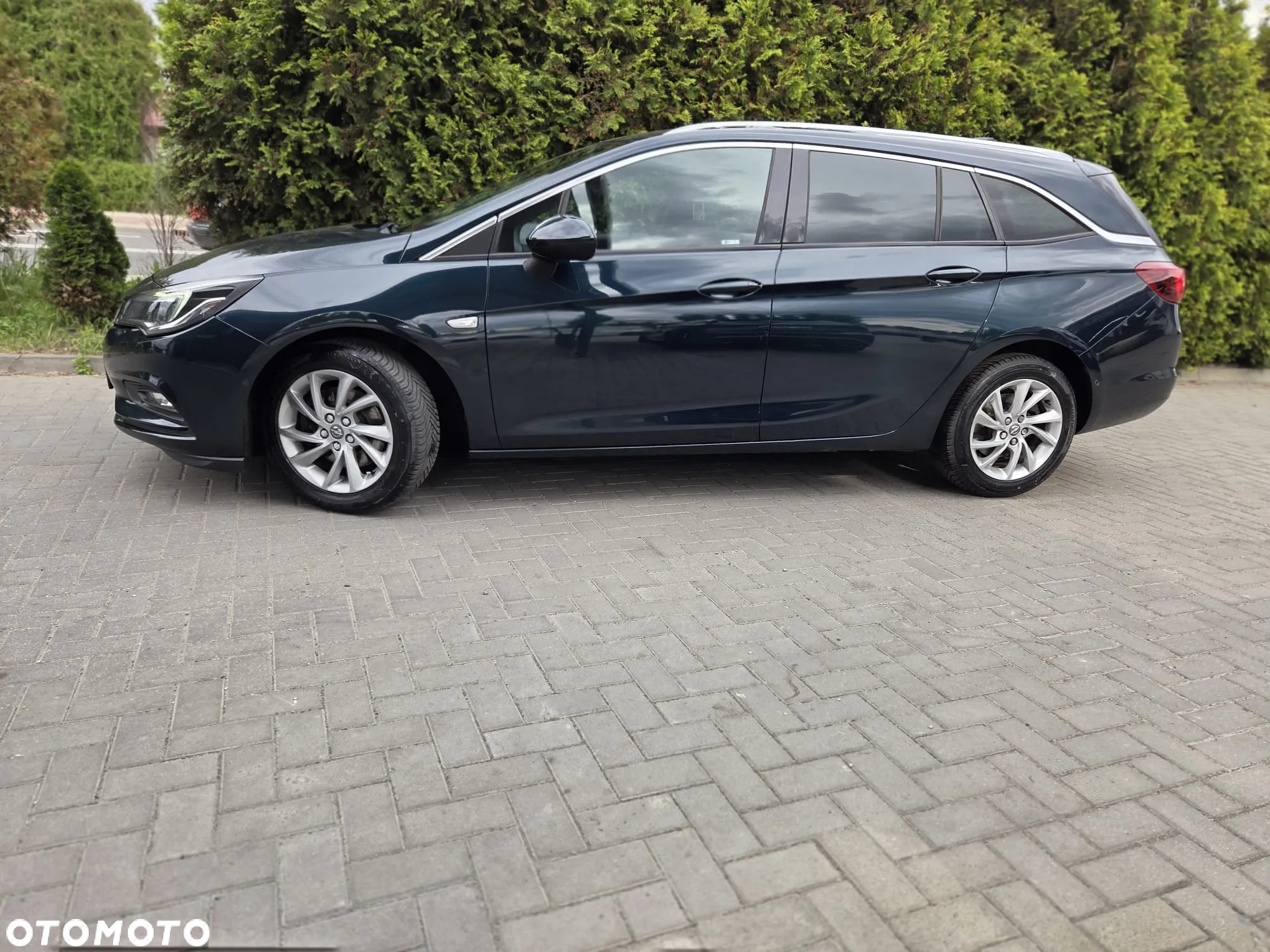 Opel Astra 1.6 BiTrb D (CDTI) Start/Stop Sports Tourer Dynamic - 8