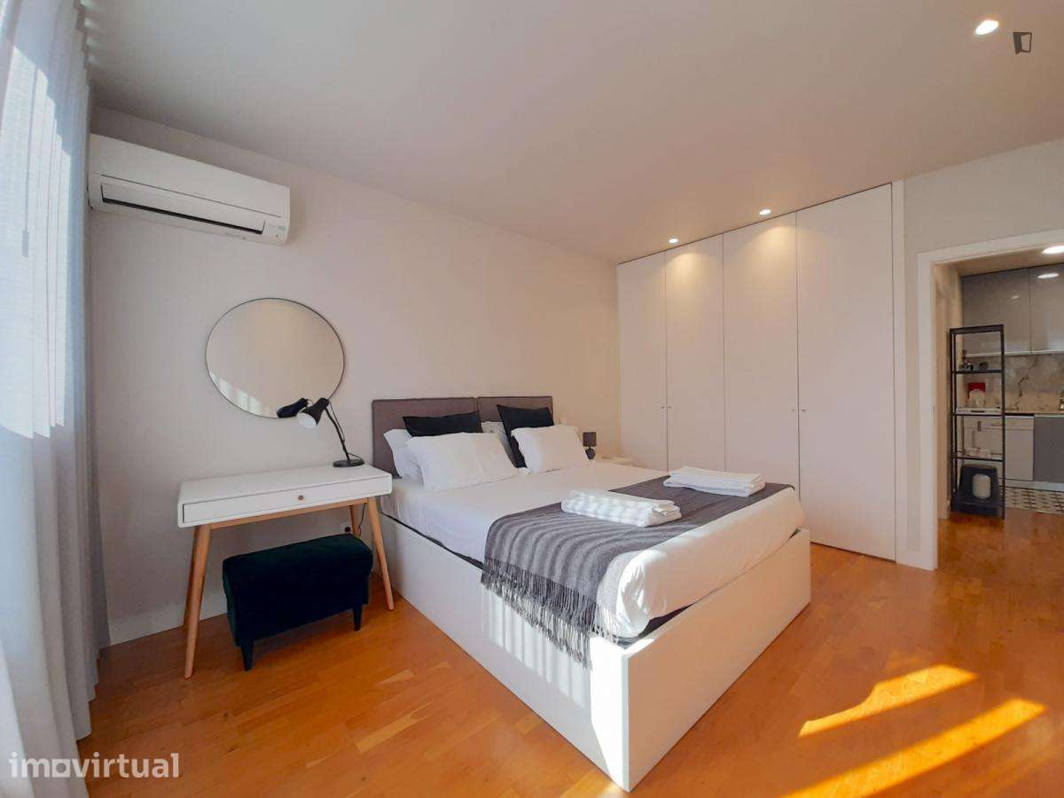 Apartamento com 2 quartos - localizado em Santo Ildefonso Porto - Grande imagem: 5/18