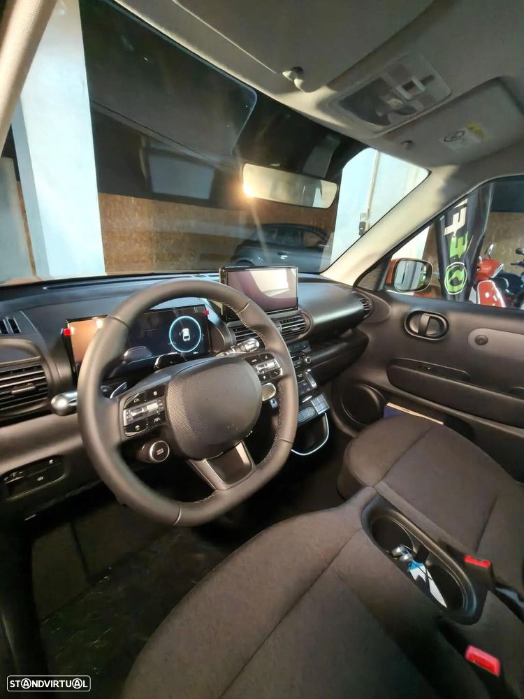 Hyundai Inster 49 kWh Style Plus - 37