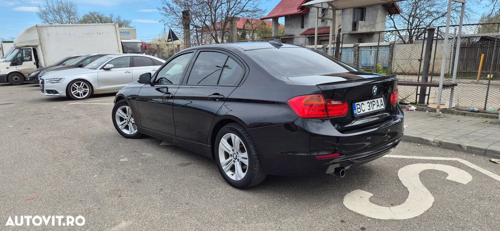 BMW Seria 3 320d - 8