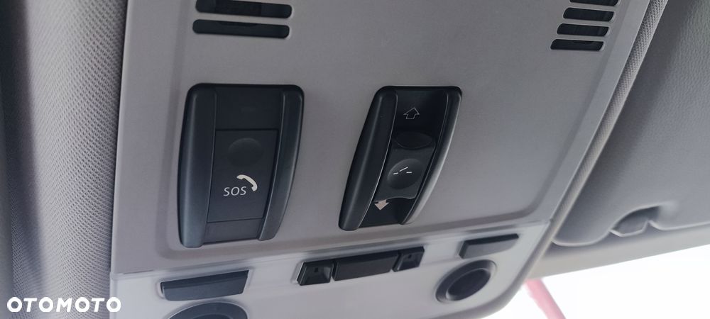 BMW Seria 3 320d - 23