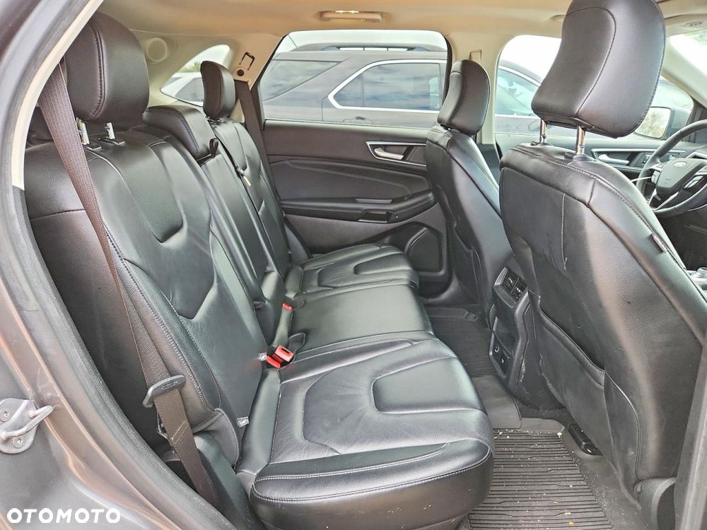 Ford Edge - 10