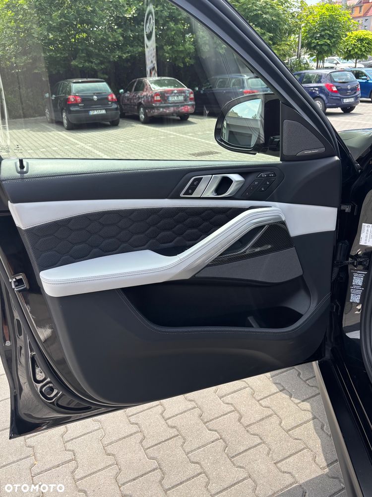 BMW X6 - 12