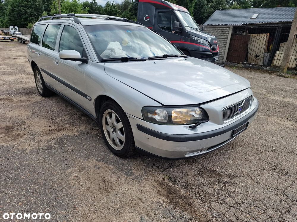 Volvo V70 2.5T AWD Edition Comfort - 1