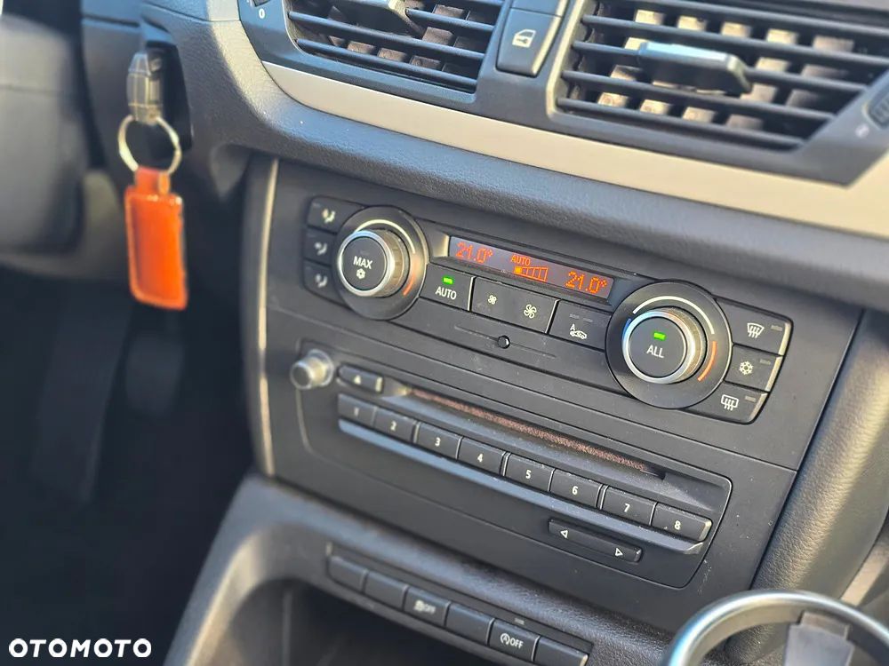 BMW X1 sDrive20i xLine - 31