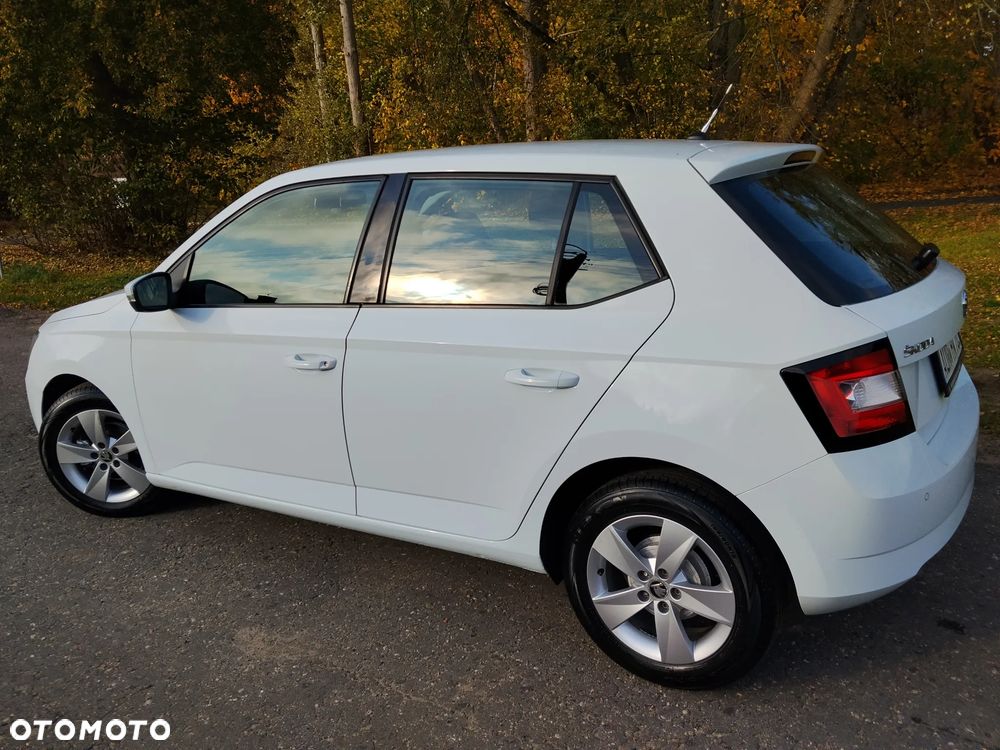 Skoda Fabia - 10