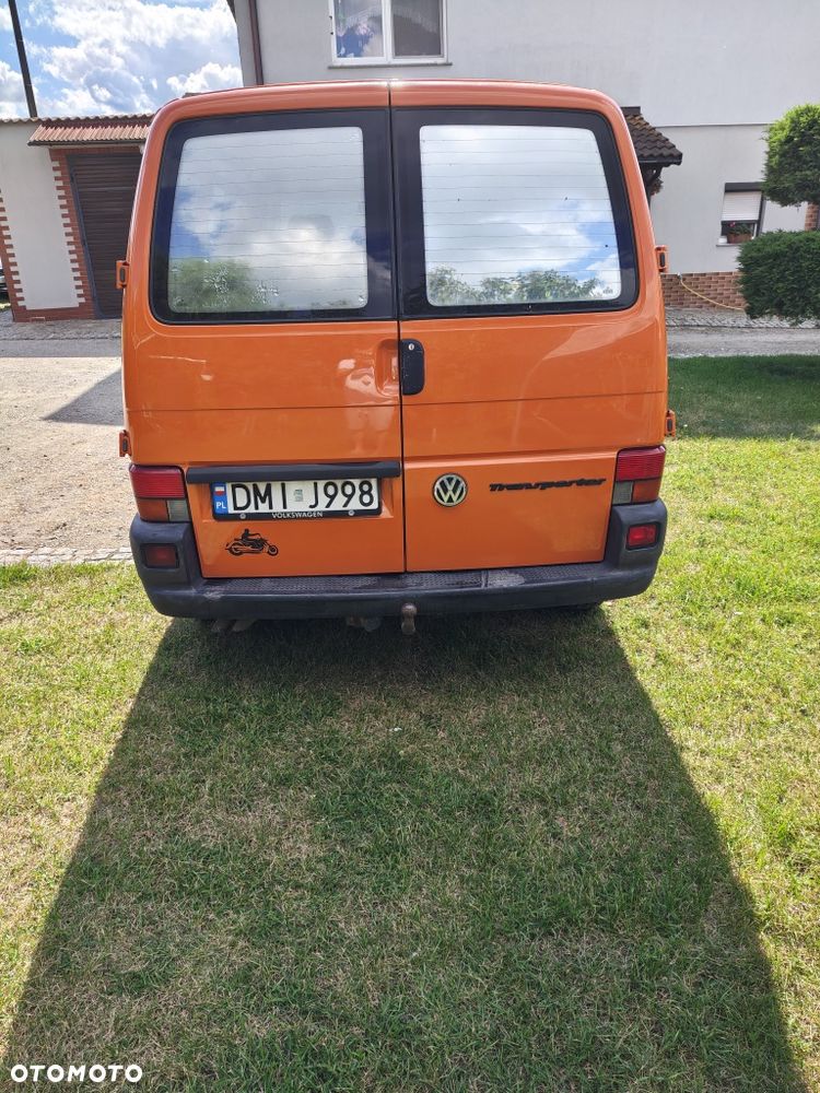 Volkswagen Transporter - 4