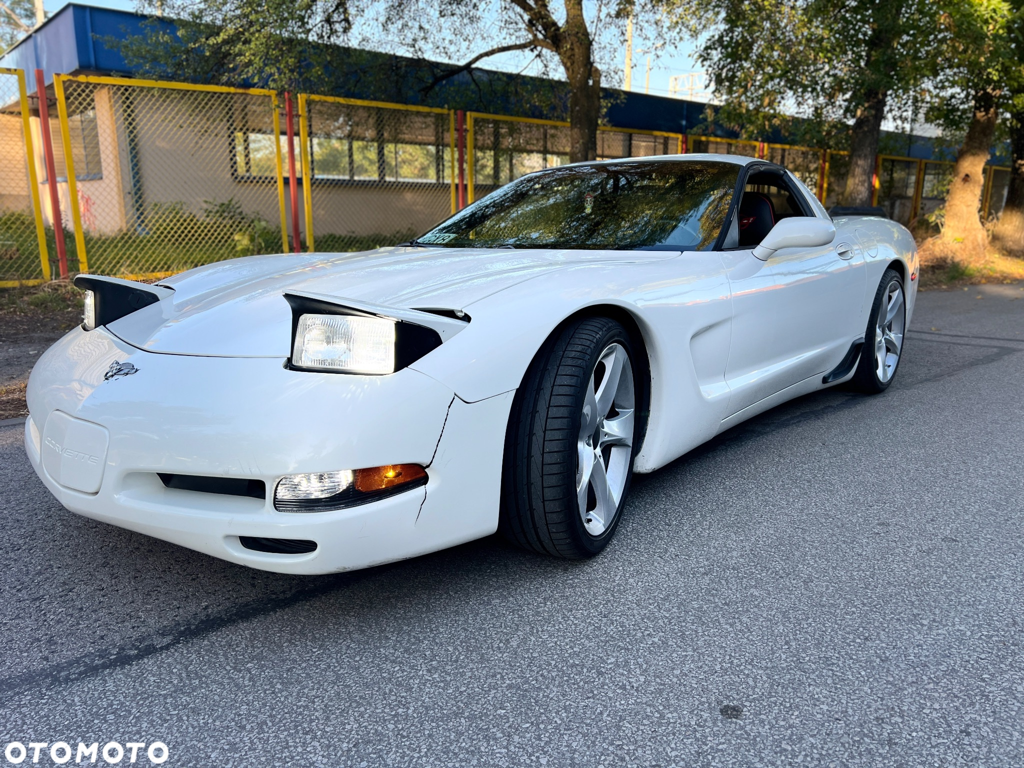 Chevrolet Corvette - 6