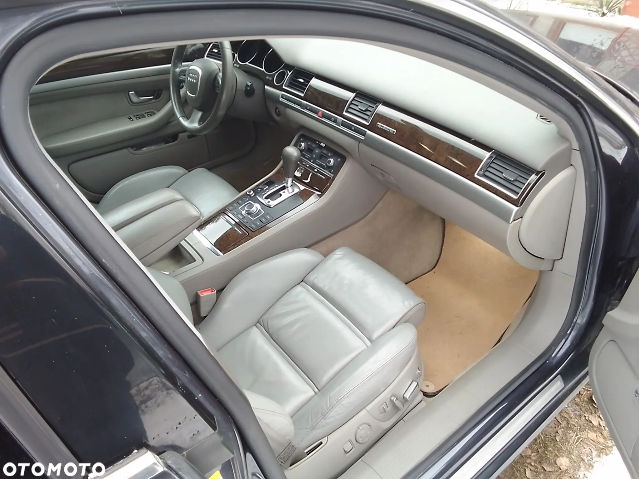 Audi A8 4.2 FSI Quattro - 15
