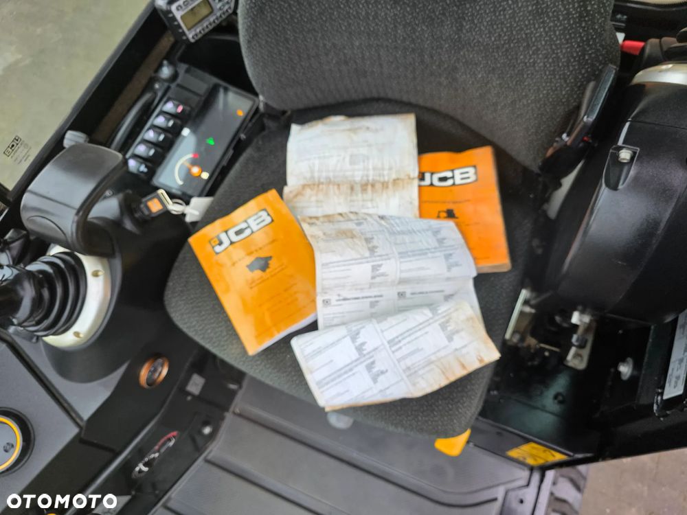 JCB JCB JCB JCB 19 C -1 ful opcja najbogatsza jak nowa mini koparka sprowadzona 8020 1 wł 8018 okazja 16 - 4