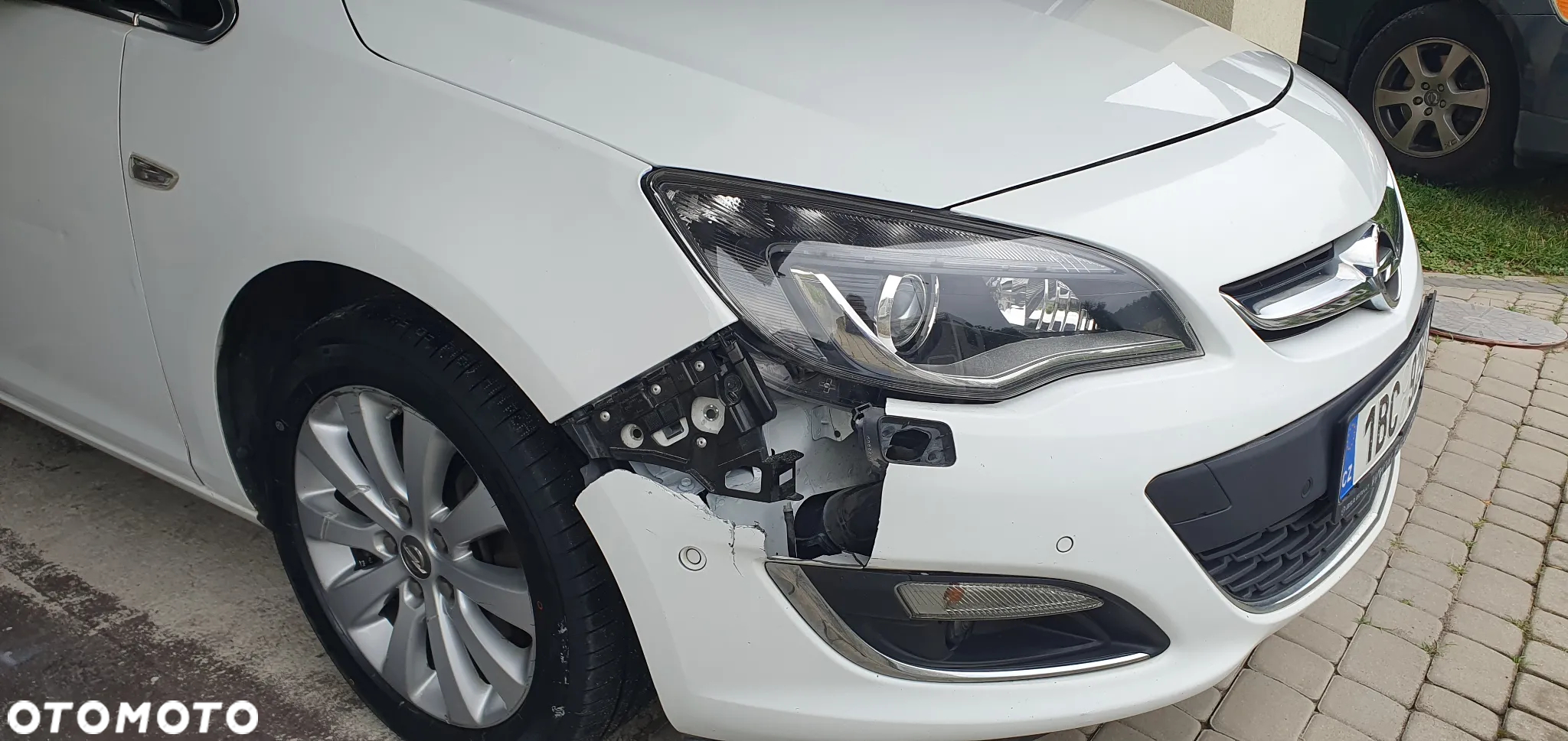 Opel Astra 2.0 CDTI Exklusiv - 39