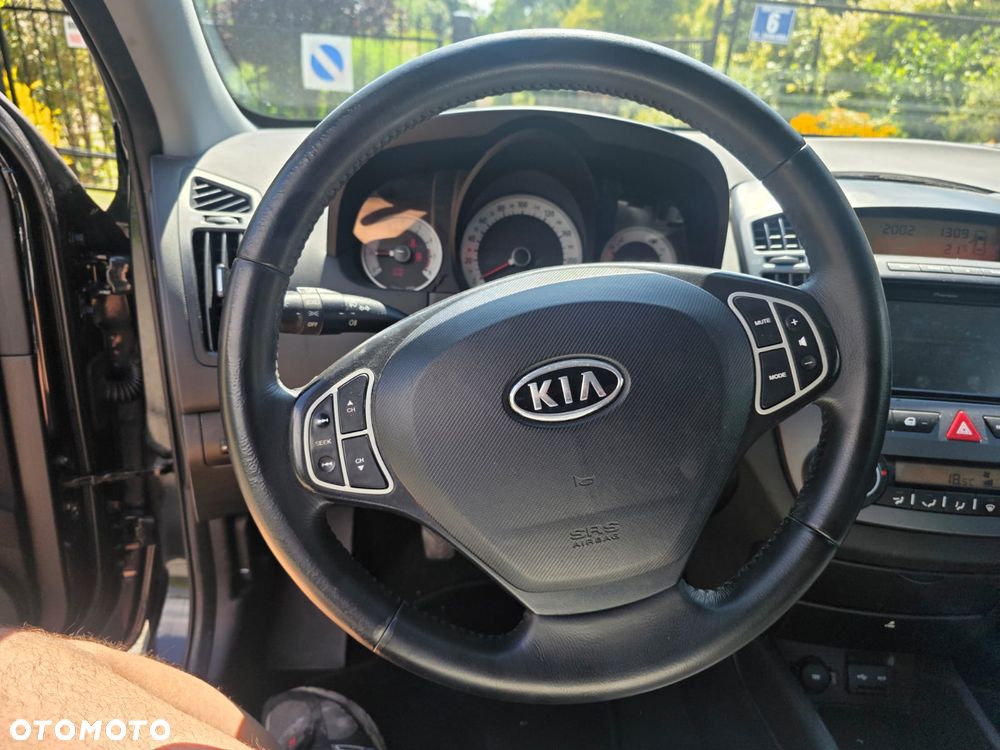 Kia Ceed 1.4 Comfort + - 9