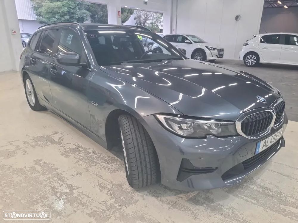 BMW 320 e Touring Corporate Edition Auto - 4