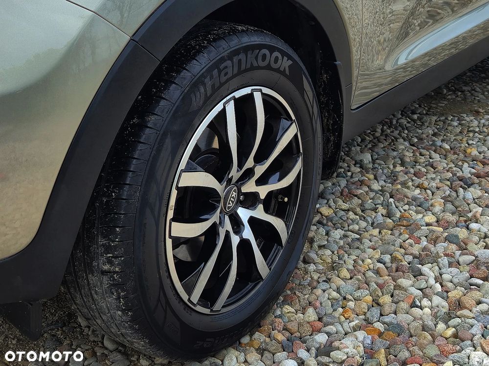 Kia Sportage 2.0 CRDI AWD Fifa World Cup Edition - 36