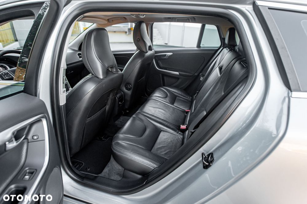 Volvo V60 - 24