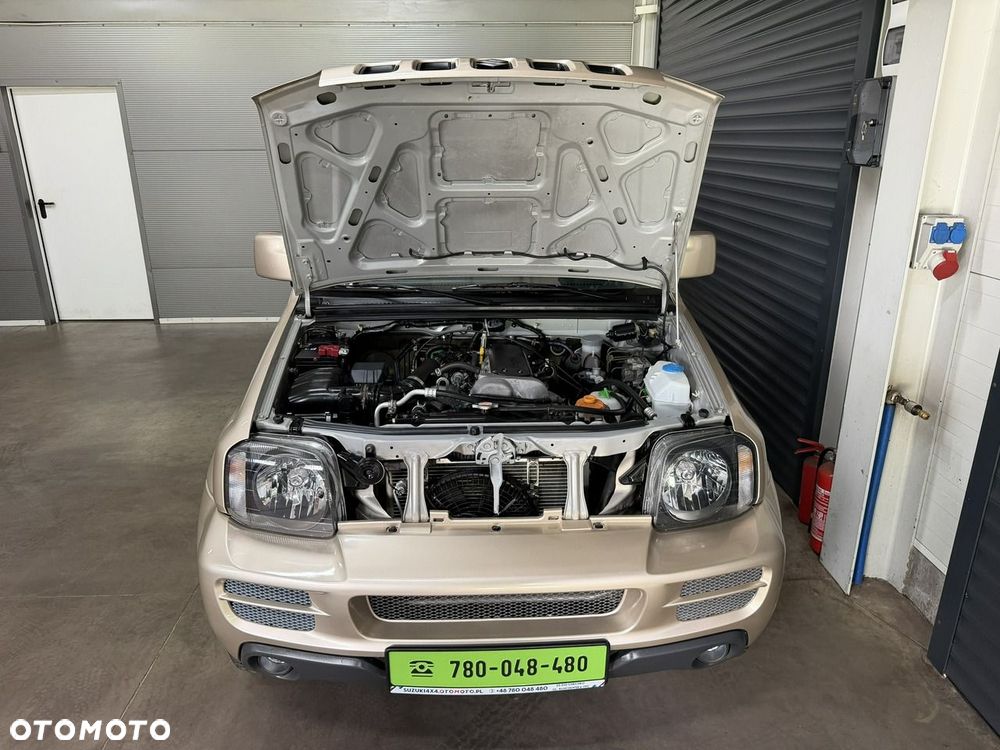 Suzuki Jimny - 23