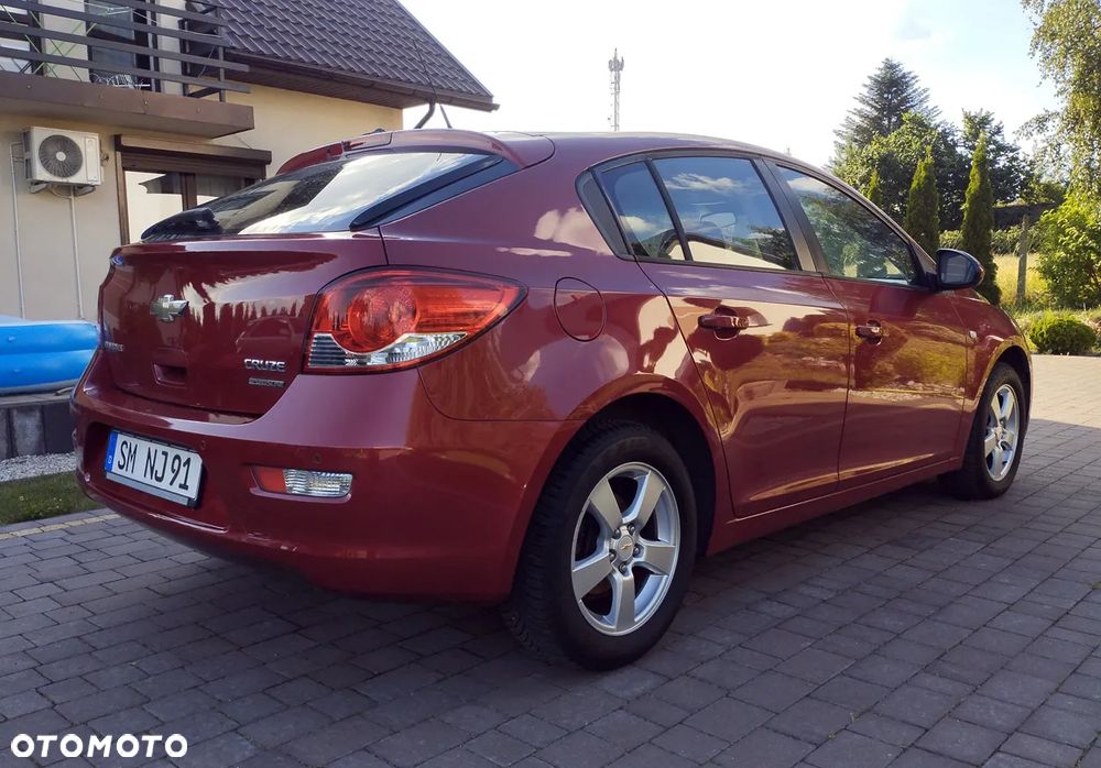 Chevrolet Cruze 1.8 LT - 4