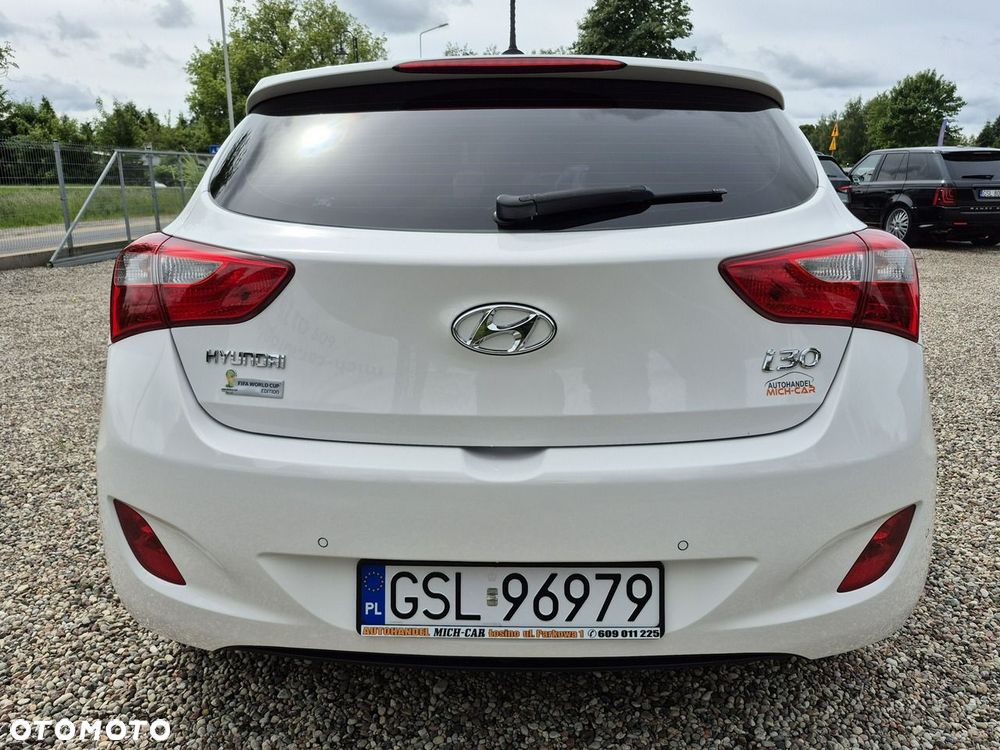 Hyundai i30 - 23