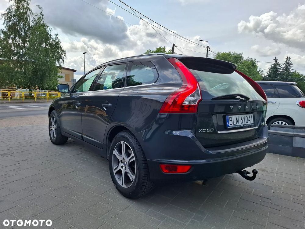 Volvo XC 60 DRIVe Momentum - 15
