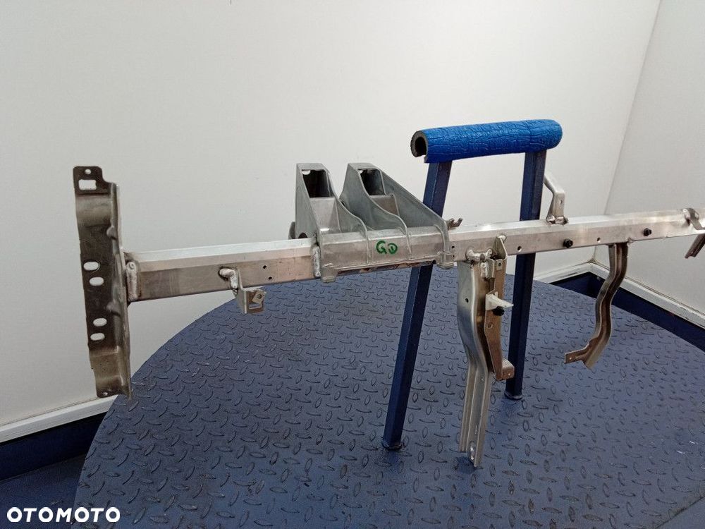 E KLASA W212 BELKA STELAŻ DESKI EU A2126800155 - 4