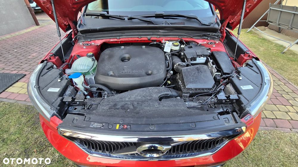 Volvo XC 40 T5 AWD Geartronic Momentum Pro - 13