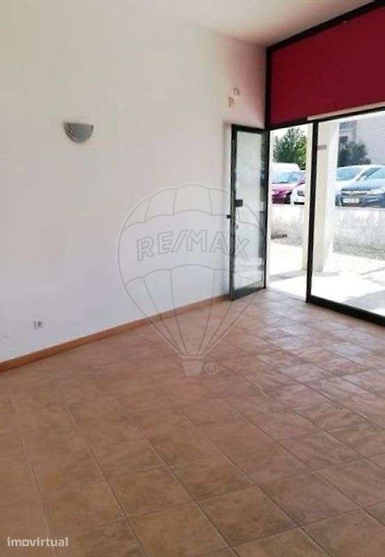Loja  para arrendamento - Grande imagem: 2/9