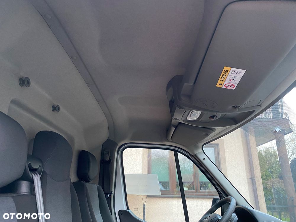 Renault Master L2 H2 warsztat mobilny zasilanie 230V - 20