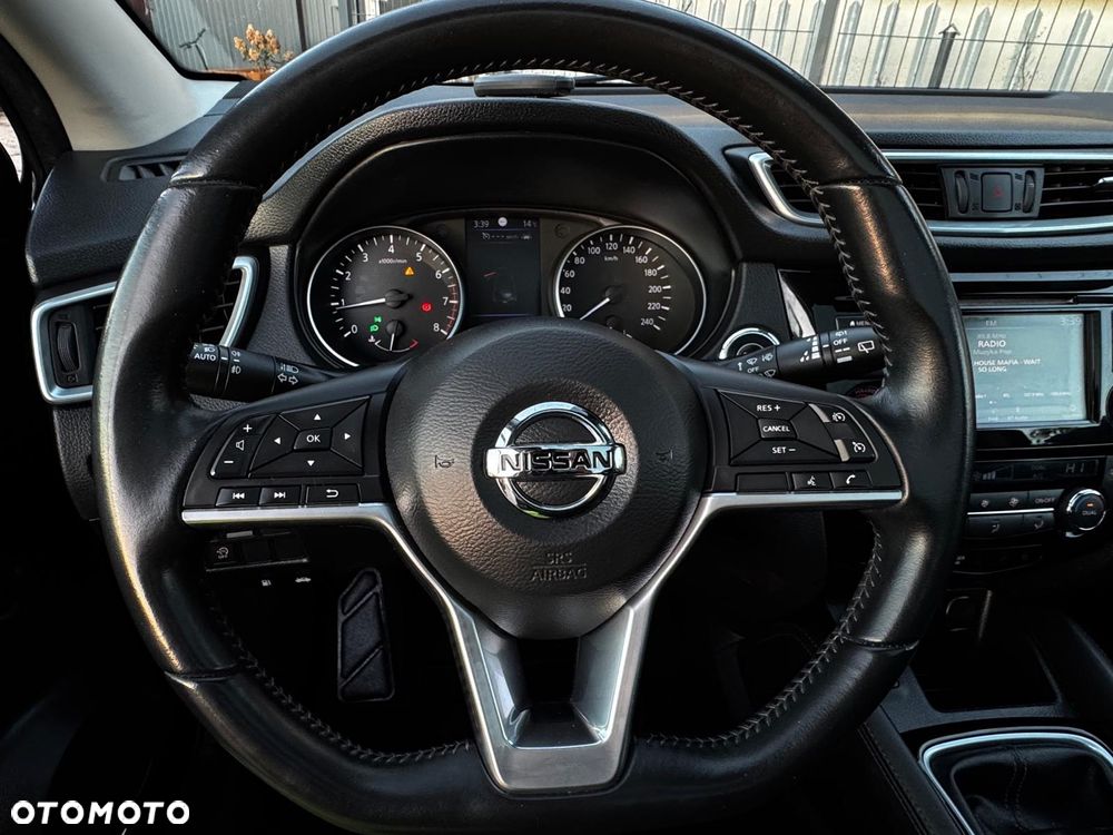 Nissan Qashqai 1.3 DIG-T TEKNA - 31