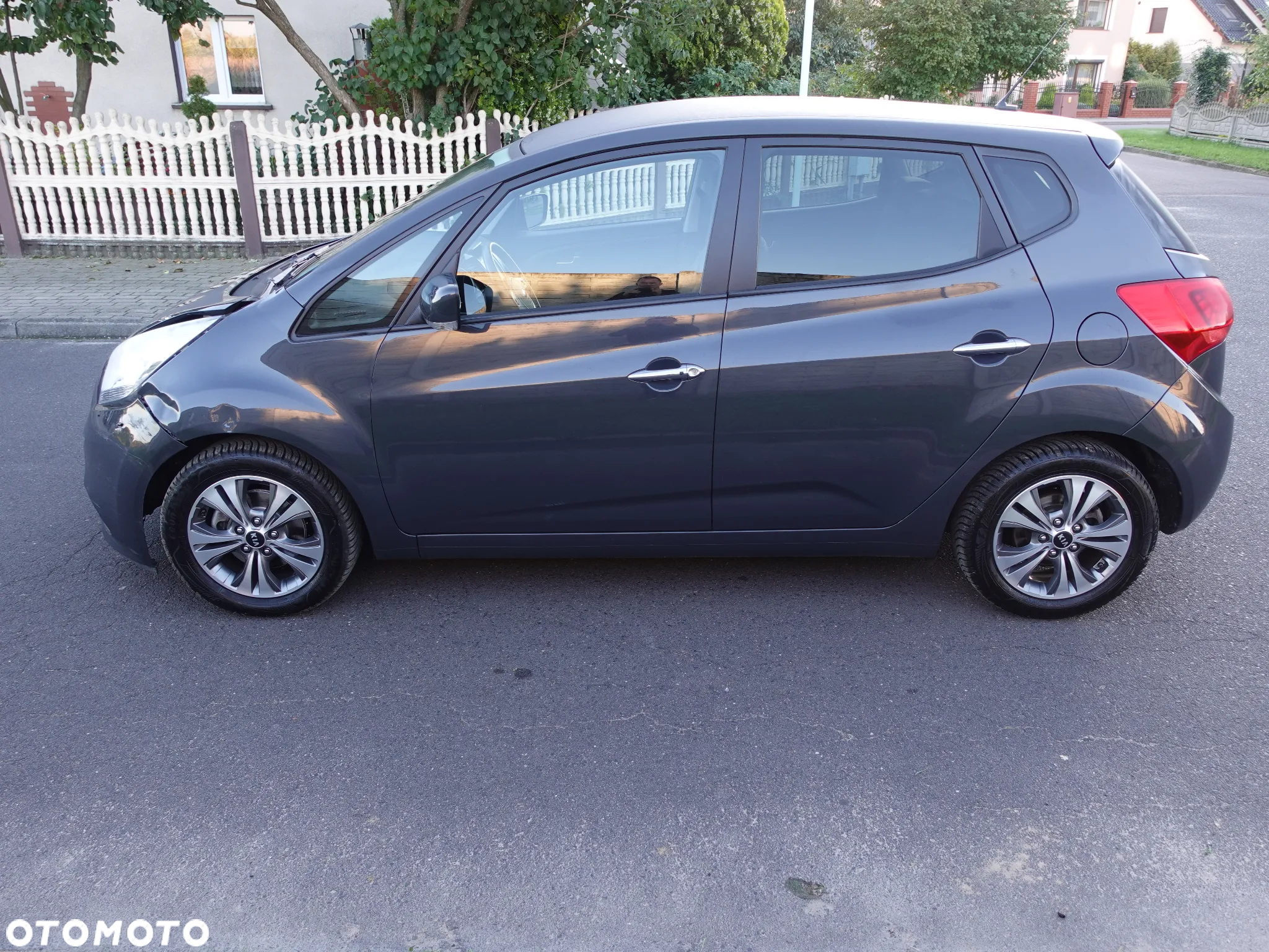 Kia Venga 1.6 CVVT Dream Team Edition - 10