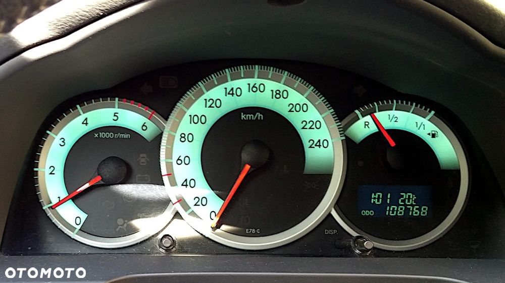 Toyota Corolla Verso 2.2 D-CAT DPF Sol - 10