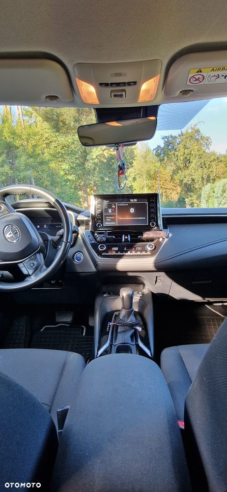 Toyota Corolla 1.8 Hybrid Comfort - 8