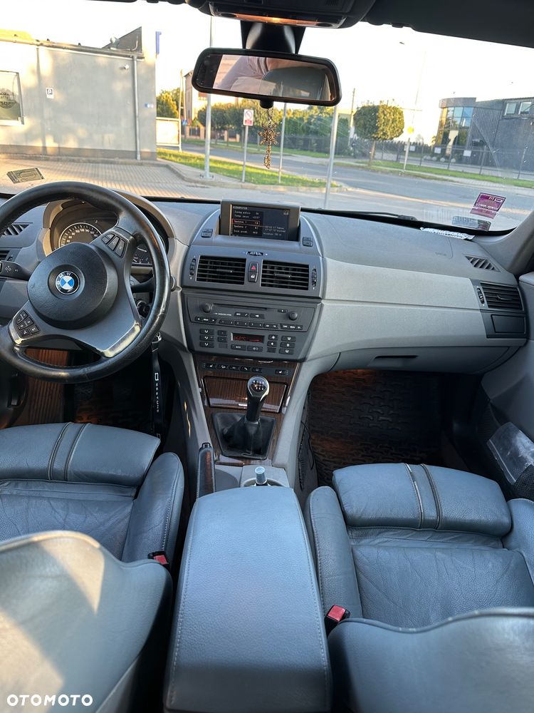 BMW X3 3.0d - 8