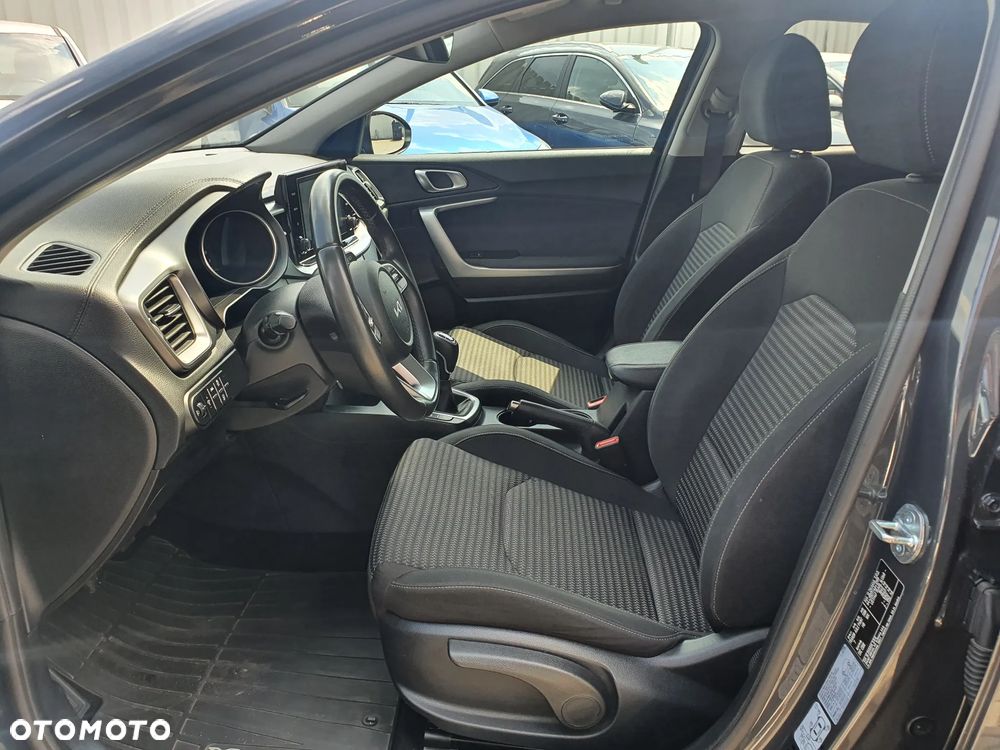 Kia XCeed 1.5 T-GDI M - 27