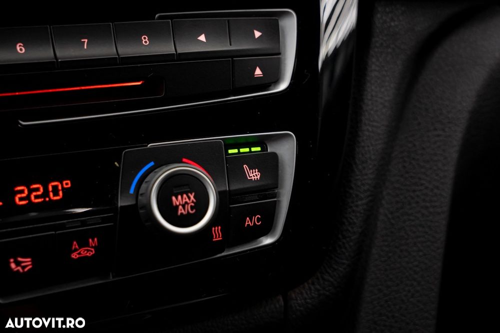 BMW Seria 3 318i Touring Aut. - 16