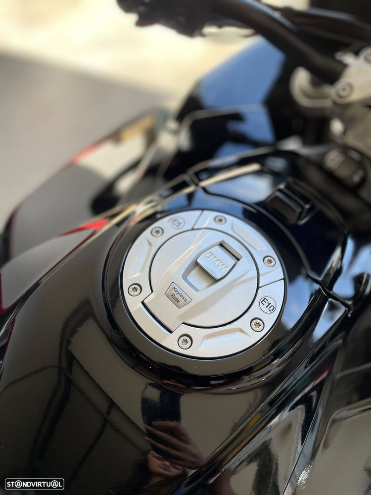 BMW S 1000 XR Triple Black | Full System Akrapovic | Full Extras - 27