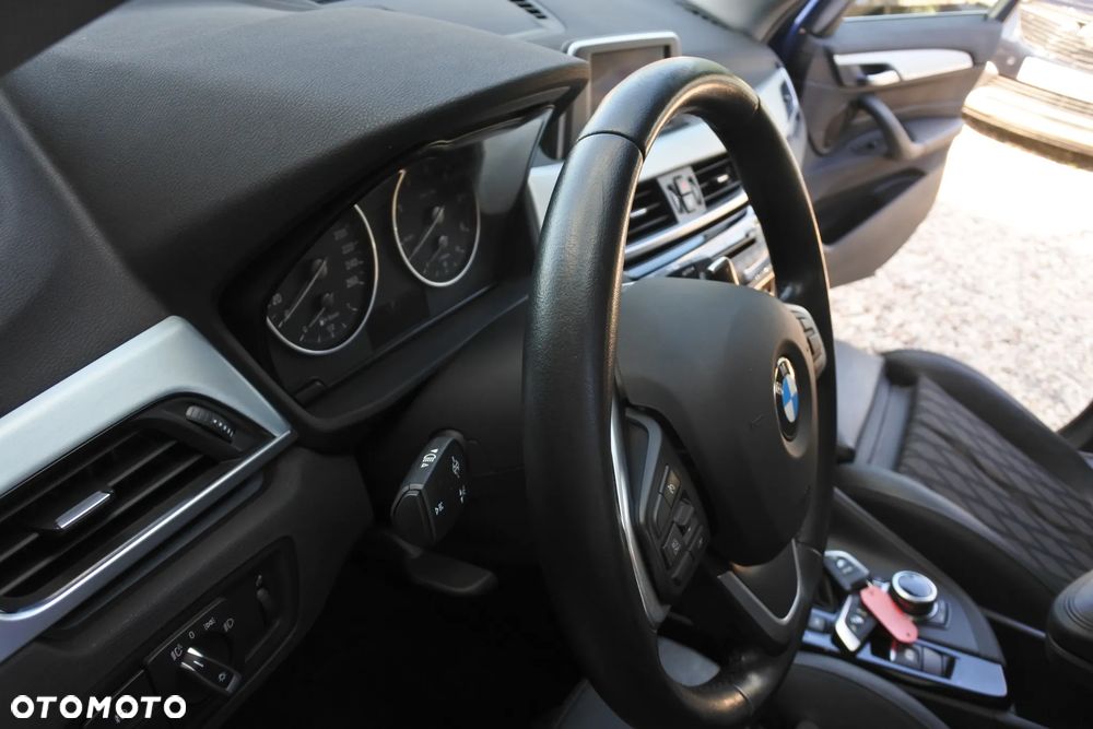 BMW X1 xDrive18d Sport Line sport - 21