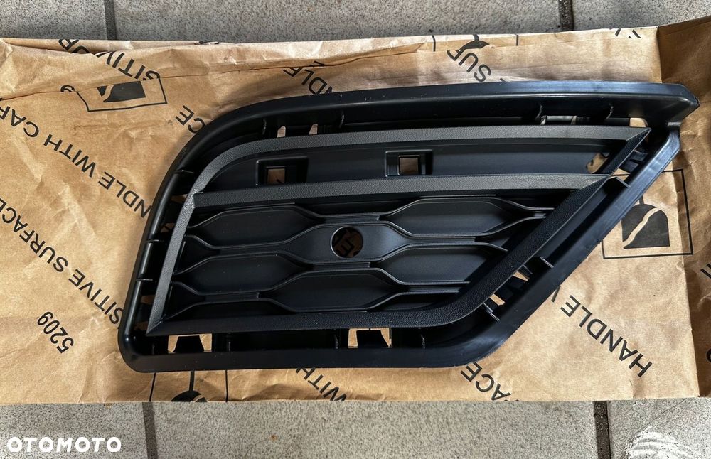 VW T Roc kratka zderzaka lewa tył 2GA807245C - 1