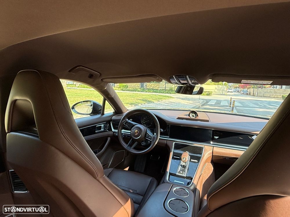 Porsche Panamera Sport Turismo 4 E-Hybrid - 8