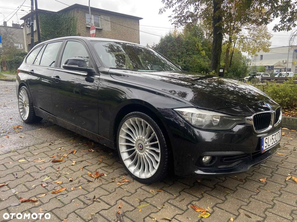 BMW Seria 3 318d Touring Advantage - 3