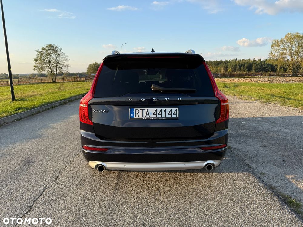 Volvo XC 90 D5 SCR AWD Momentum - 12